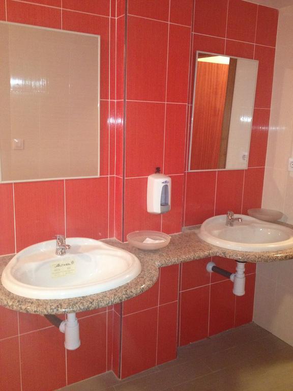 Albergue Arasolis ฟินิสแตร์เร ภายนอก รูปภาพ